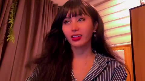 Snapshot of th3r3sa chatting on 02-01-25, 04:54 th3r3sa online show from 02-01-25, 04:54