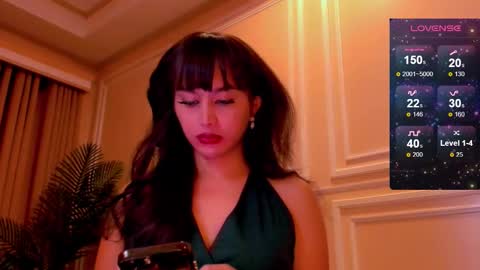 Snapshot of th3r3sa chatting on 10-08-25, 03:48 th3r3sa online show from 10-08-25, 03:48