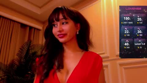 Snapshot of th3r3sa chatting on 10-11-25, 02:26 th3r3sa online show from 10-11-25, 02:26