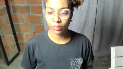 Snapshot of thaimy_ chatting on 06-02-26, 02:46 thaimy_ online show from 06-02-26, 02:46
