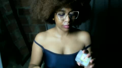 Snapshot of thaimy_ chatting on 06-30-26, 02:45 thaimy_ online show from 06-30-26, 02:45
