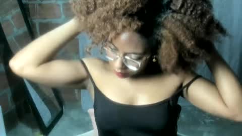 Snapshot of thaimy_ chatting on 07-03-26, 02:29 thaimy_ online show from 07-03-26, 02:29