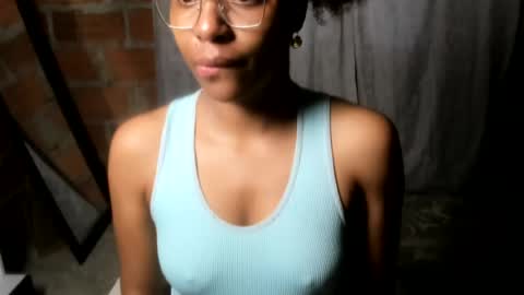 Snapshot of thaimy_ chatting on 07-08-26, 11:15 thaimy_ online show from 07-08-26, 11:15