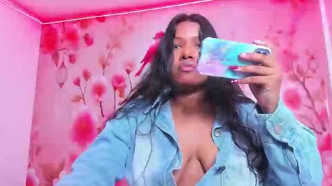 Andreina online show from 02-18-25, 01:32