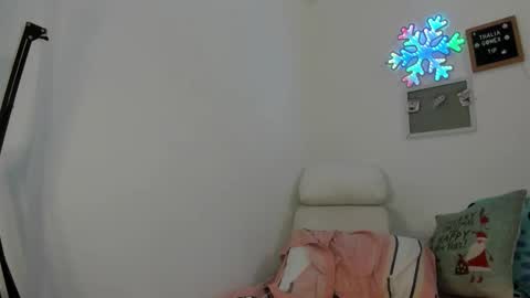 Thalia Gomex online show from 12-22-25, 08:50