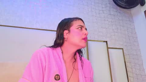Snapshot of thalia888_ chatting on 07-26-26, 07:10 thalia888_ online show from 07-26-26, 07:10