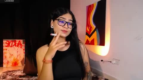 Snapshot of thalia_066 chatting on 10-20-25, 10:49 thalia online show from 10-20-25, 10:49