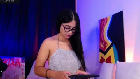 Snapshot of thalia_066 chatting on 11-05-25, 10:59 thalia online show from 11-05-25, 10:59