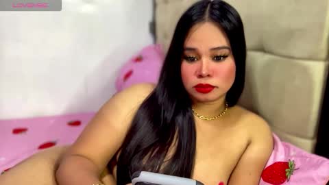 Ms. Thalia online show from 12-15-25, 04:28