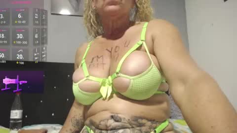 Thalia Tits online show from 09-11-25, 10:32