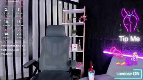 Thalia online show from 09-10-25, 05:18