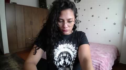 Snapshot of thaliacooper chatting on 02-06-26, 05:05 online show from 02-06-26, 05:05