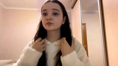 Yumi online show from 02-07-26, 06:55