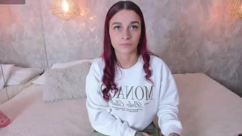 THALIRA ANGELS online show from 05-25-26, 05:52