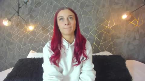 THALIRA ANGELS online show from 05-27-26, 06:27