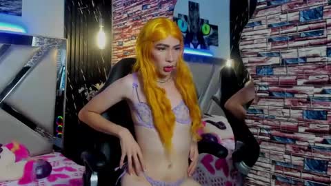 thamara_roberts online show from 04-23-26, 02:02