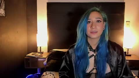 Thamy online show from 06-25-26, 11:42