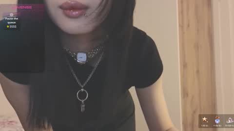 thanos_world1321002 online show from 09-28-25, 04:23