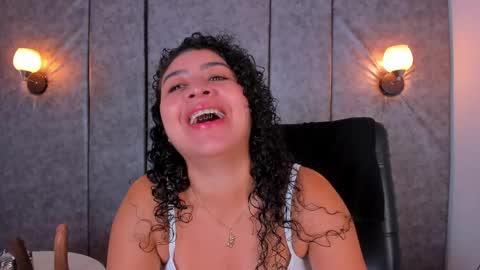 Snapshot of thara_webstter chatting on 06-06-26, 11:48 thara webstter online show from 06-06-26, 11:48