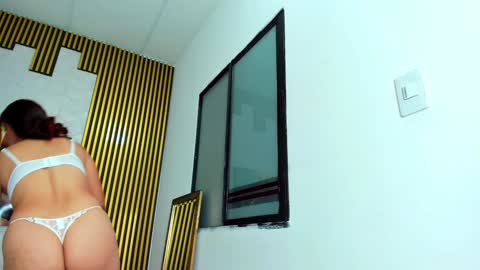 Snapshot of that_temptation chatting on 01-27-25, 09:44 that_temptation online show from 01-27-25, 09:44