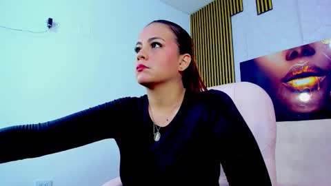 Snapshot of that_temptation chatting on 10-27-25, 06:01 that_temptation online show from 10-27-25, 06:01