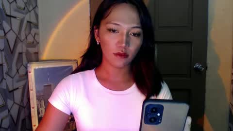 Snapshot of thatgirl_jammelaxxx chatting on 01-25-25, 03:40 Jammela online show from 01-25-25, 03:40