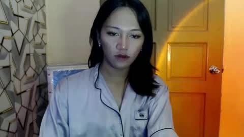 Snapshot of thatgirl_jammelaxxx chatting on 01-28-25, 04:39 Jammela online show from 01-28-25, 04:39