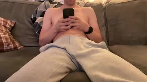 Snapshot of thatvideoguy chatting on 11-14-25, 05:55 thatvideoguy online show from 11-14-25, 05:55