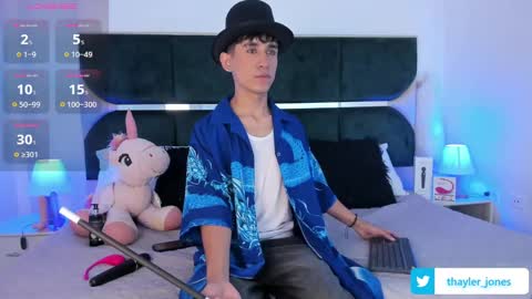 Thayler  online show from 01-26-25, 11:17