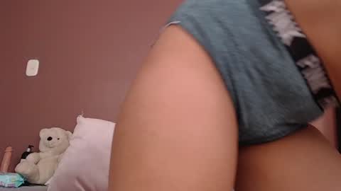 THAYSSA ROSS online show from 01-10-25, 08:04