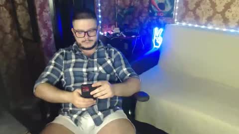 Snapshot of the_avengersgth chatting on 09-28-25, 02:17 thor lord online show from 09-28-25, 02:17