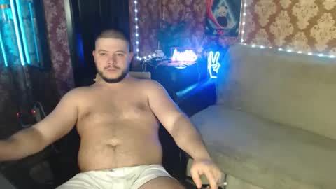 Snapshot of the_avengersgth chatting on 10-19-25, 01:28 thor lord online show from 10-19-25, 01:28