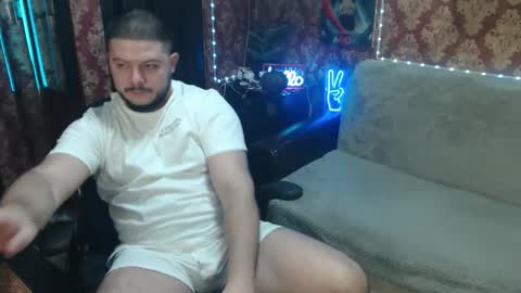 Snapshot of the_avengersgth chatting on 11-01-25, 01:57 thor lord online show from 11-01-25, 01:57