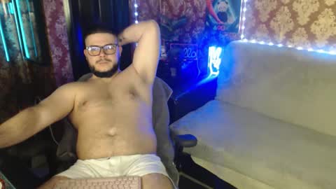 Snapshot of the_avengersgth chatting on 11-22-25, 12:09 thor lord online show from 11-22-25, 12:09