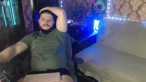 Snapshot of the_avengersgth chatting on 12-15-25, 01:43 thor lord online show from 12-15-25, 01:43