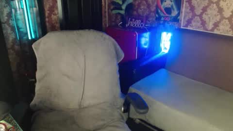 Snapshot of the_avengersgth chatting on 05-23-26, 02:06 thor lord online show from 05-23-26, 02:06