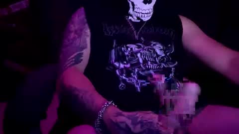 Snapshot of the_dizzy chatting on 11-04-25, 01:59 Sinner online show from 11-04-25, 01:59