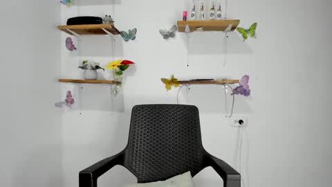 Snapshot of the_fantasy_ chatting on 09-09-25, 11:48 the_fantasy_ online show from 09-09-25, 11:48