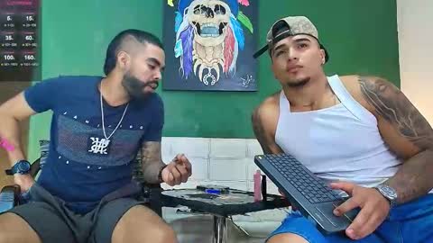 SCOTT  THEO  KAMERON  GENDERSON online show from 02-26-26, 09:03