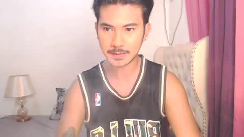 Snapshot of the_killian_jones chatting on 02-23-25, 07:49 ken online show from 02-23-25, 07:49