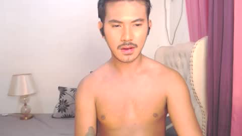 Snapshot of the_killian_jones chatting on 02-24-25, 06:36 ken online show from 02-24-25, 06:36