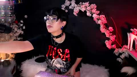 Snapshot of the_kitty_roxy chatting on 05-28-26, 06:32 ... ... online show from 05-28-26, 06:32