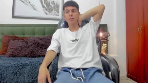   T H E    M A R K   K I N G online show from 02-25-26, 05:22