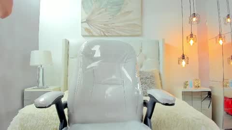 Snapshot of the_mark_king chatting on 07-28-26, 06:20 T H E M A R K K I N G online show from 07-28-26, 06:20