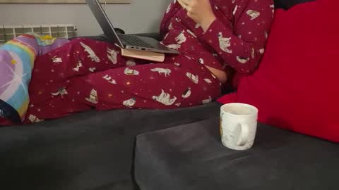 Stephan 34  Cassandra 25 online show from 12-01-25, 09:31