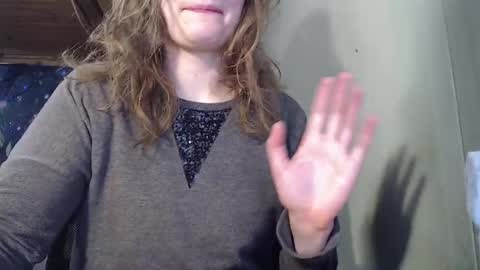 Snapshot of the_prettywondder chatting on 02-19-25, 02:55 Ekye online show from 02-19-25, 02:55