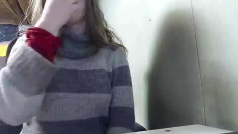 Snapshot of the_prettywondder chatting on 03-01-25, 07:04 Ekye online show from 03-01-25, 07:04