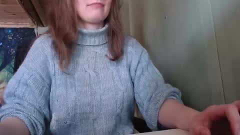 Snapshot of the_prettywondder chatting on 03-04-25, 09:07 Ekye online show from 03-04-25, 09:07