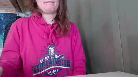 Snapshot of the_prettywondder chatting on 03-06-25, 06:41 Ekye online show from 03-06-25, 06:41