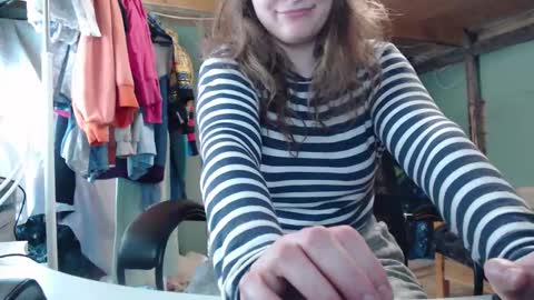 Snapshot of the_prettywondder chatting on 09-09-25, 10:04 Ekye online show from 09-09-25, 10:04